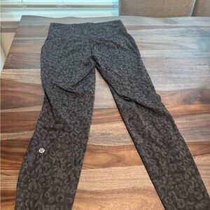 Lululemon Black Leopard Wundertrain leggings